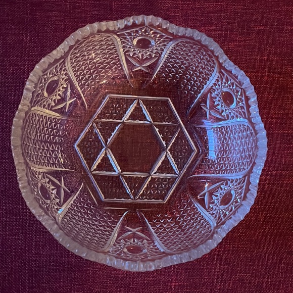 Vintage Crystal Bowl - Picture 7 of 9